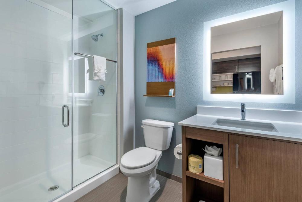 King Suite - Non-Smoking interior
